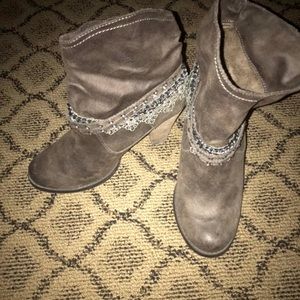 Not Rated booties. Size 9.5. Only worn once.